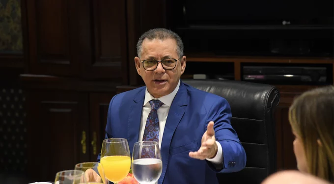 ¿Cómo y con cuánto se puede entrar al mercado de valores?