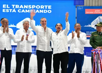 Abinader inaugura corredor y deja iniciados trabajos Malecón avenida España