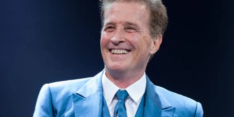 Emmanuel vuelve al país lleno de emoción