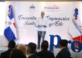 Abinader anuncia para julio termina obras en SDE