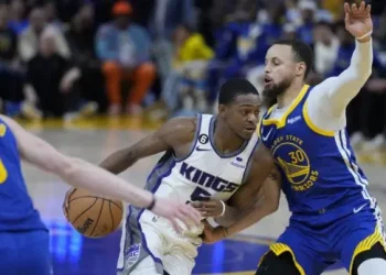 Kings vence a Warriors y obligan juego decisivo