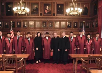 Jueces del TC dominicano son recibidos en Corte de Apelaciones y el Senado de NY