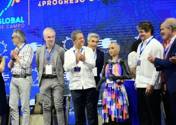 La robot Sophia protagoniza foro de inteligencia artificial en República Dominicana