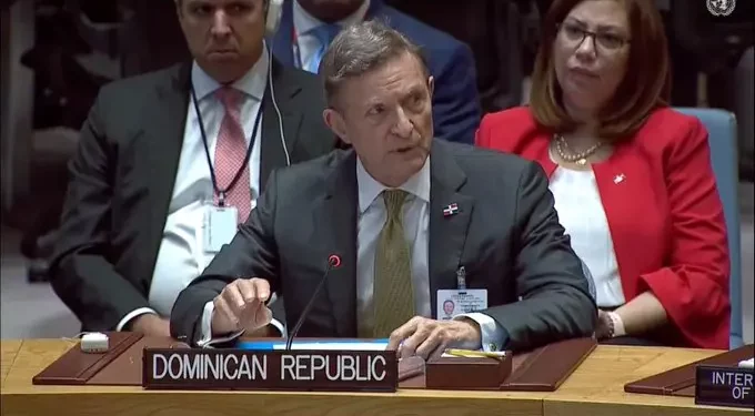 República Dominicana ve insostenible la crisis en Haití y exige acción a ONU