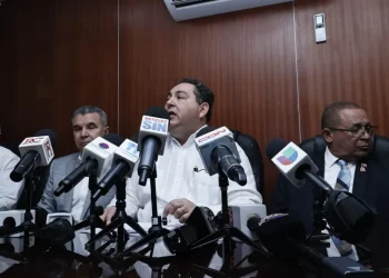 Suspenden al director de la Maternidad de Los Mina y a la encargada de Perinatología