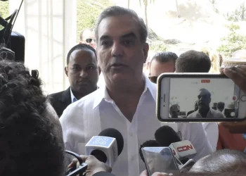 Abinader sobre la Cámara de Cuentas: «el Senado tiene algunas ideas sobre eso»