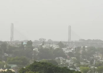 Ante el polvo del Sahara, Salud Pública recomienda uso de mascarilla a personas con enfermedades respiratorias