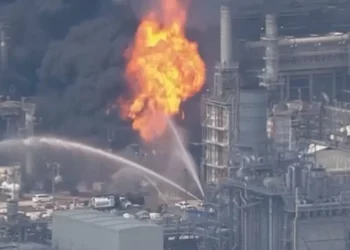 Se registra una explosión en una planta de Pemex en Texas