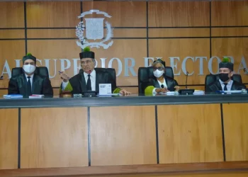 TSE aplaza recurso contra Junta Central Electoral