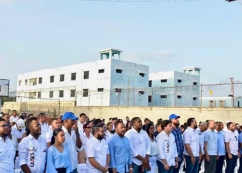 JRM juramenta 500 nuevos miembros en Santiago