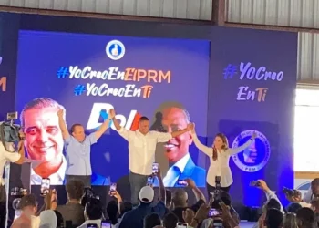 Bolívar Valera «El Boli» ingresa formalmente en las filas del PRM