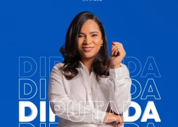 Abel Martínez realiza persecución campaña política de la Precandidata a diputada por el PRM Dilenia Santos y le retiran vallas publicitarias