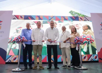 Presidente Abinader reitera su apoyo al sector Zona Franca por sus grandes logros en momentos difíciles