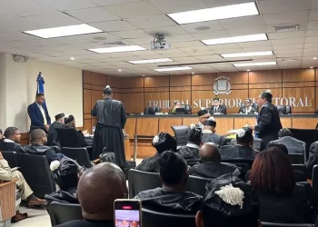 Tribunal Superior Electoral Suspende Juramentación de Potentini en Colegio de Abogados