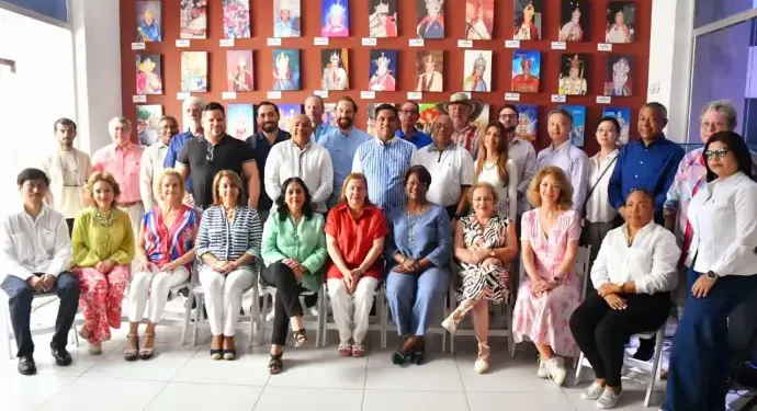 Embajadores acreditados en el país visitan el Carnaval Vegano 2024