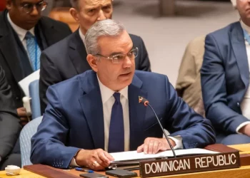 Presidente Abinader advierte a la Comunidad Internacional: “O luchamos juntos para salvar a Haití o lucharemos solos para proteger a República Dominicana”