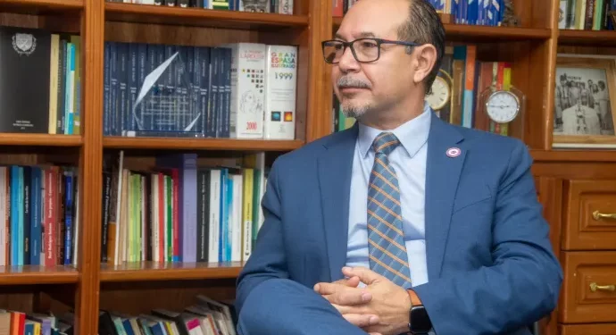 Universidad de Puerto Rico busca fortalecer intercambio académico con RD