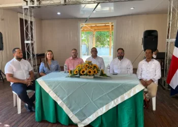 Médicos aperturan nueva cooperativa en Tamboril en busca de promover el ahorro