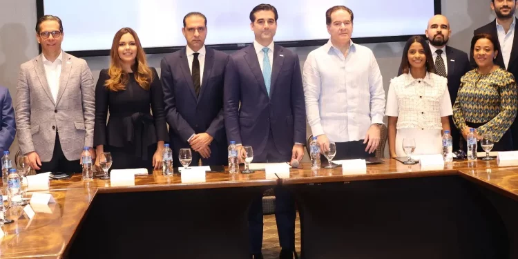 Abinader, Leonel y Abel debatirán cara a cara el 24de abril; ANJE dice es un hito