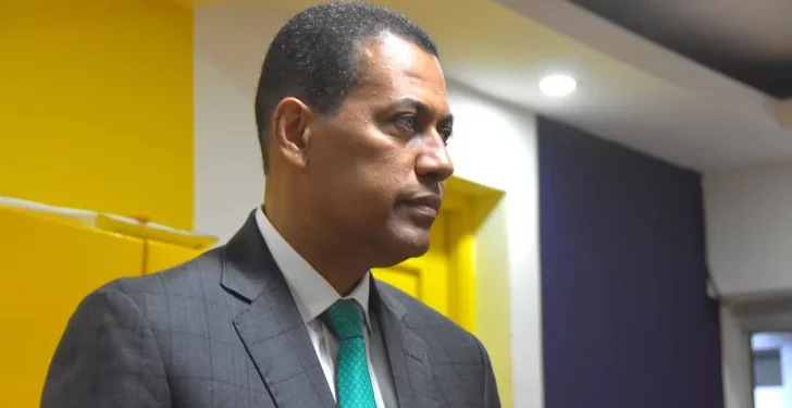 Guido: 'Reunir a Danilo, Leonel, Abel y PRD es el último respiro de una alianza en cuidados intensivos'