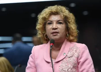 PLD sigue perdiendo legisladores, diputada María Fernández presenta renuncia “irrevocable”