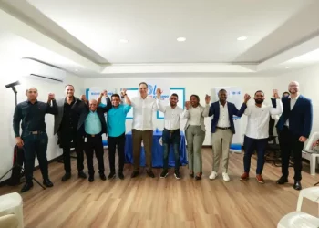 Más de una docena de altos dirigentes de FP pasan a ser parte de «Ola Sector Externo»