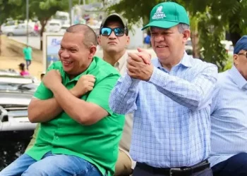 Leonel Fernández sobre renuncia de Carlos Guzmán: «No lo esperaba»