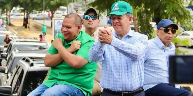 Leonel Fernández sobre renuncia de Carlos Guzmán: «No lo esperaba»