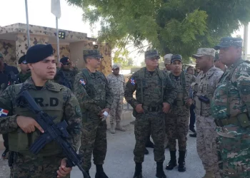 Comandante del Ejército dice frontera está segura