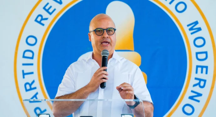 Igor Rodríguez asegura oposición hace daño a democracia en RD con denuncias irresponsables