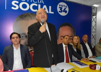 Juramentan a Silvio Durán presidente municipal de Justicia Social en Santiago