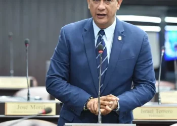 Robinson Díaz lidera simpatía en la circunscripción 01 de Santiago para ganar diputación