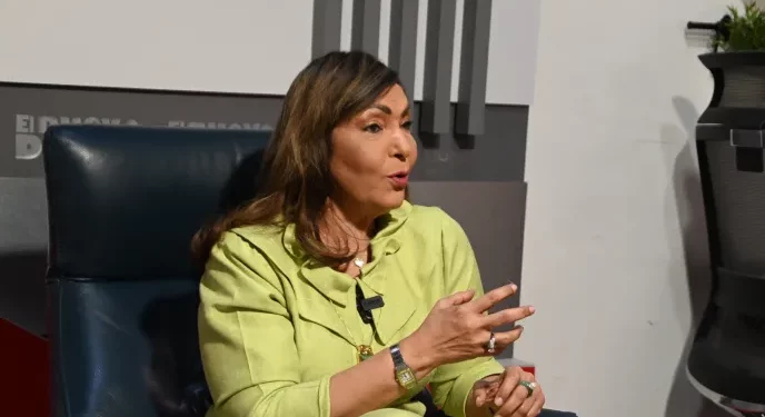 Cónsul dominicana en Miami predice reelección de Abinader con un 70% de los votos