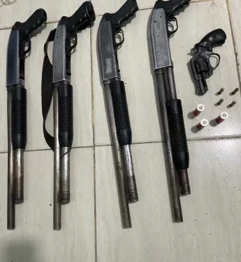 Apresan 2 hombres por robar armas de fuego en compañía de seguridad en Licey al Medio