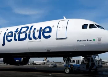 Aerolínea JetBlue abandonará ciudades y recortará sus rutas en 2024: AQUÍ la lista completa