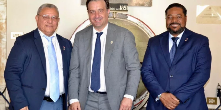 Cónsul Gral Nelson Carela Inicia proceso de Hermanamiento entre la ciudad de Savona, Italia y la ciudad de Moca, República Dominicana