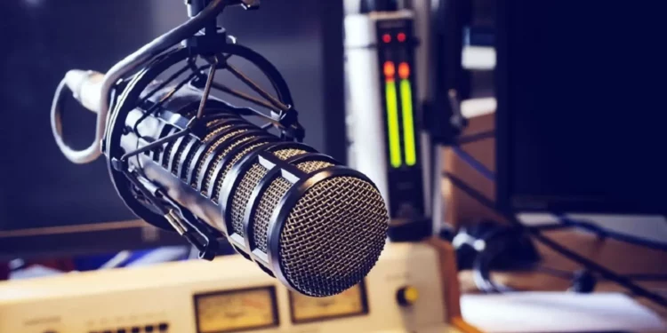 La vulgaridad en los medios comunicación promueve la violencia e impacta la salud