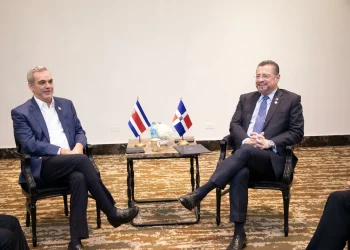 Presidente Abinader se reúne con José Raúl Mulino Quintero, nuevo presidente de Panamá