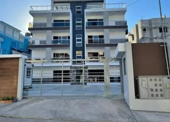 Mujer que se lanzó al vacío con su hija había denunciado a una tía por abusar sexualmente de la menor