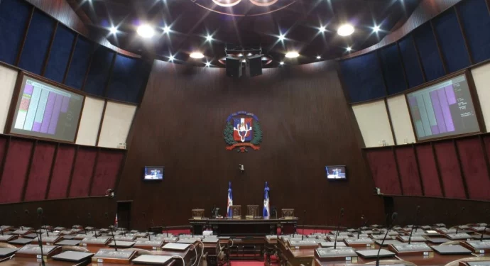 Declaración de patrimonio enfrenta a legisladores y Cámara de Cuentas