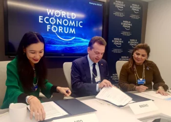 RD se asocia con Global Plastic Action Partnership para hacer frente a contaminación por plásticos