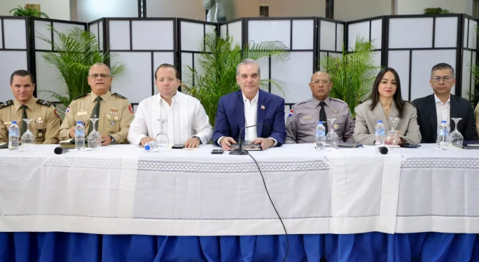 Abinader encabeza reunión de seguimiento al Plan de Seguridad Ciudadana