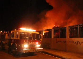 Se origina incendio en el mercado fronterizo de Dajabón