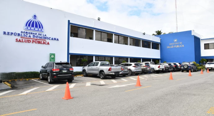 Salud Pública exhorta a celebrar festividades de fin de año con seguridad y responsabilidad