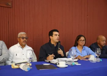 INAPA escucha líderes comunitarios de las provincias Elías Piña y San Juan