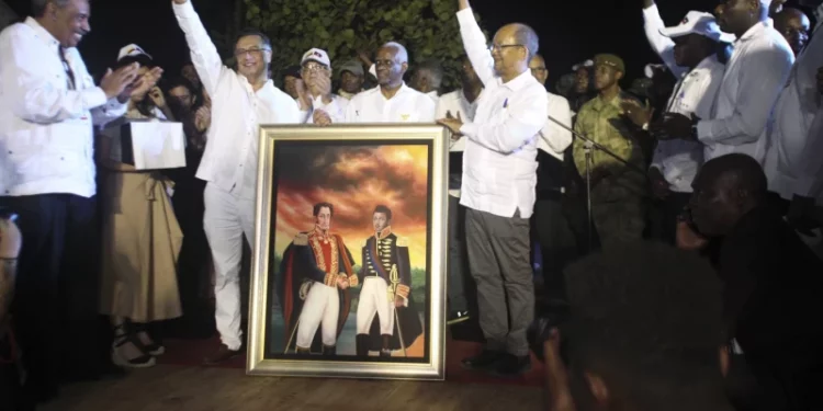 Gobierno haitiano gastó $3,8 millones de dólares por visita de Petro