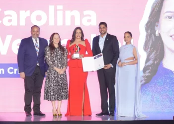 Carolina Wegmuller gana Premio Nacional de la Juventud en el renglón Liderazgo Político