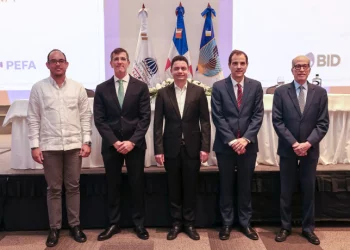 Gobierno presenta avances RD en gestión de finanzas públicas frente al cambio climático