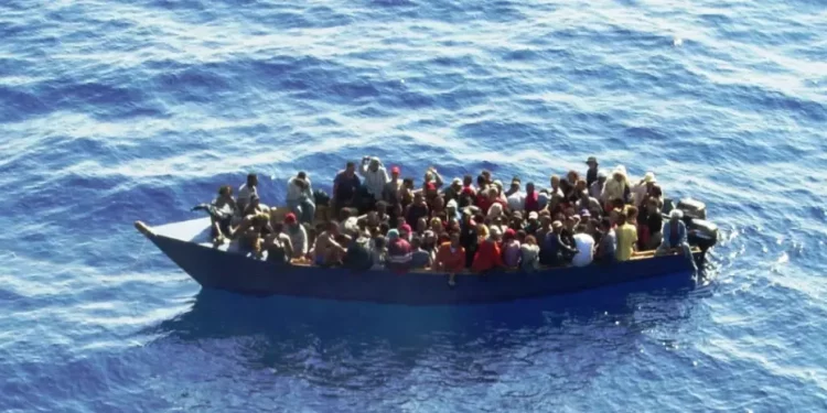 Repatrían a 32 migrantes a República Dominicana tras llegar a las costas de Puerto Rico