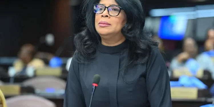 Diputada hermana de Rubby Pérez confía se esclarecerá de quién es la responsabilidad en tragedia del Jet Set